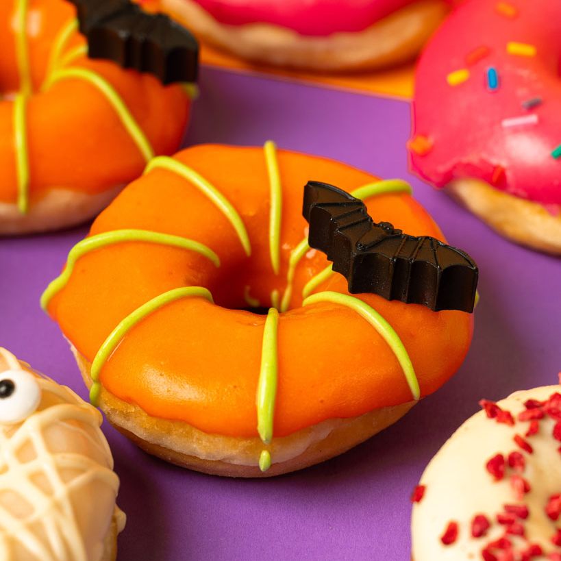 Confezione regalo di mini ciambelle di Halloween (VG)
