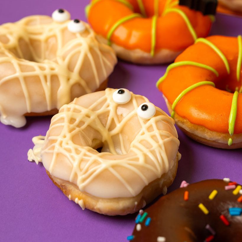 Confezione regalo di mini ciambelle di Halloween (VG)
